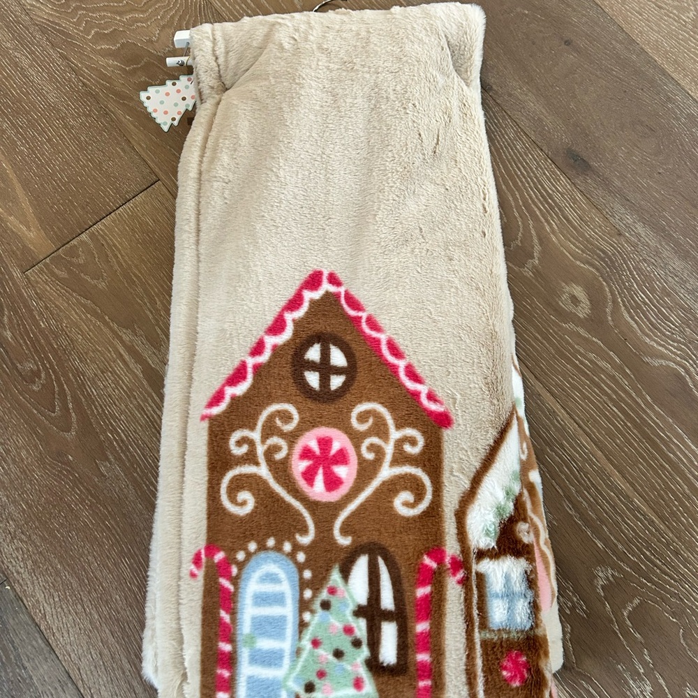 Cupcakes & Cashmere Gingerbread Fur Throw Blanket